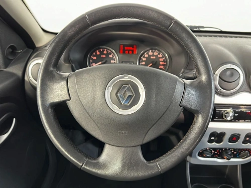 Renault , 2014г., передний привод, механика