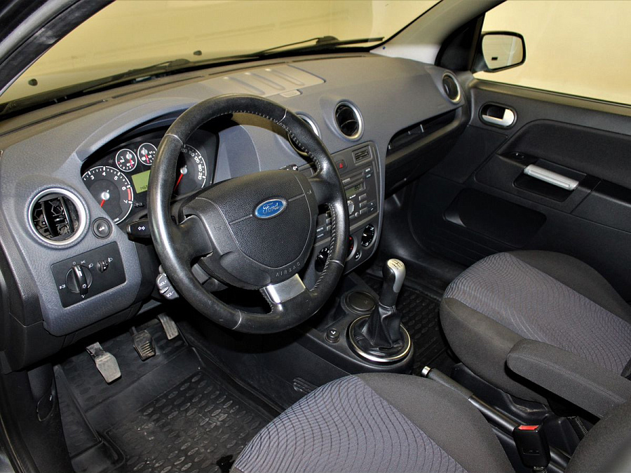 Ford , 2008г., передний привод, механика