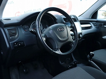 Kia Sportage, 2009г, передний привод, механика