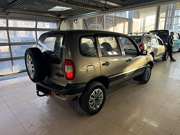 Chevrolet Niva, 2008г, полный привод, механика
