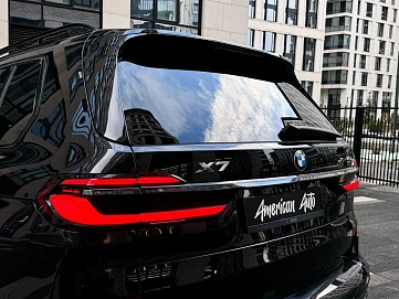 BMW X7, 2023г, полный привод, автомат