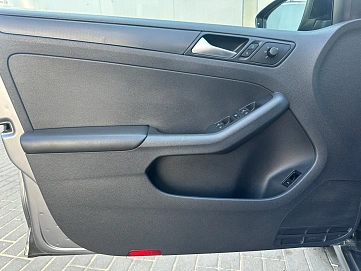 Volkswagen Jetta, 2014г., передний привод, робот