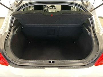 Peugeot 308, 2011г, передний привод, автомат