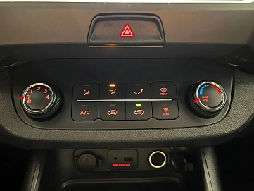 Kia Sportage, 2011г, передний привод, механика