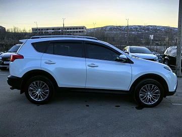 Toyota RAV4, 2013г, полный привод, автомат