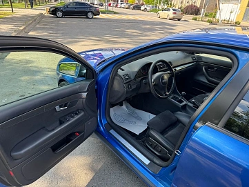 Audi S4, 2003г, полный привод, механика