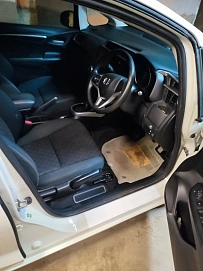 Honda Fit, 2013г, передний привод, вариатор