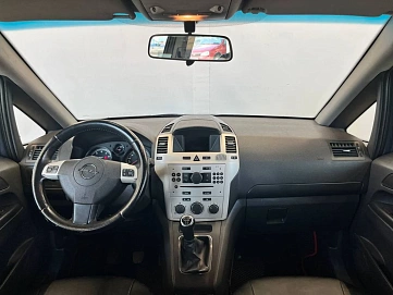 Opel Zafira, 2008г, передний привод, механика