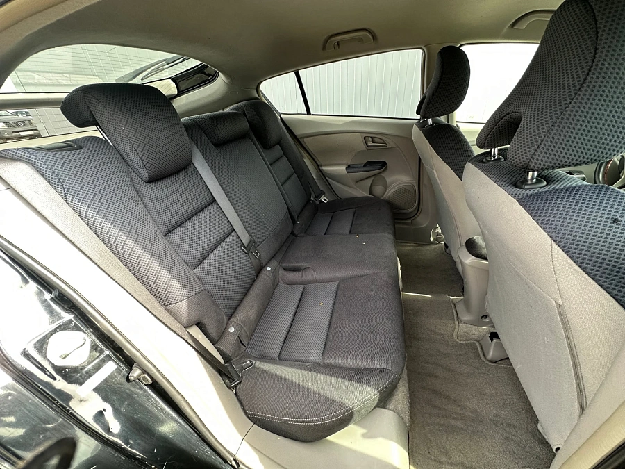 Honda Insight, 2010г., передний привод, вариатор