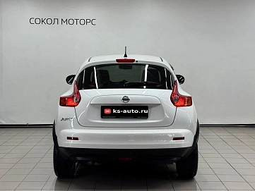 Nissan Juke, 2014г, передний привод, вариатор