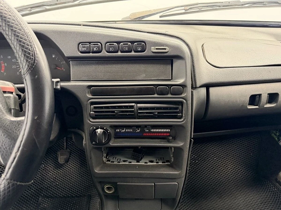 Lada (ВАЗ) 2115, 2004г., передний привод, механика