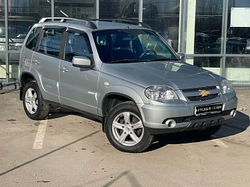 Chevrolet Niva, 2014г, полный привод, механика