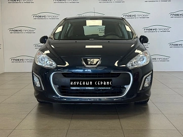 Peugeot 308, 2012г, передний привод, механика