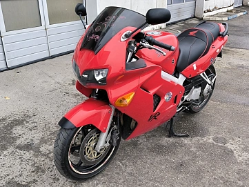 Honda VFR 800, 1999г, Цепь привод, 5 передач