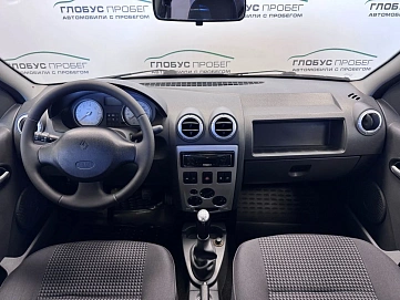 Renault Logan, 2008г, передний привод, механика
