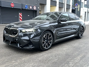 BMW M5, 2024г, полный привод, автомат