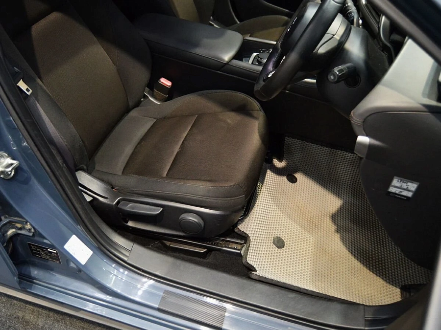 Mazda 3, 2019г., передний привод, автомат