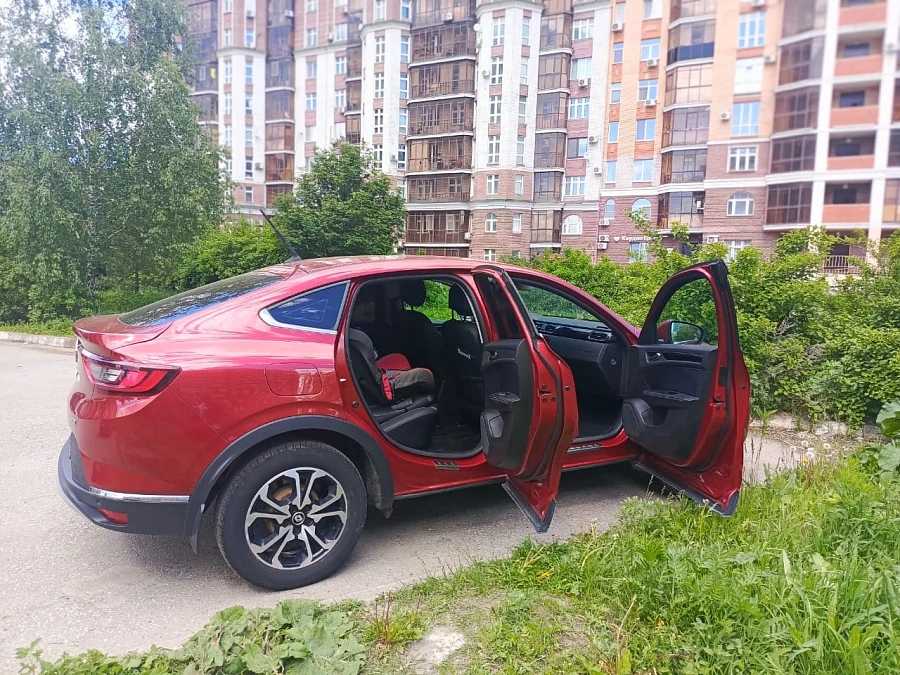 Renault Arkana, 2019г., передний привод, вариатор