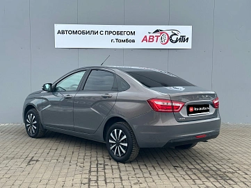 Lada (ВАЗ) Vesta, 2017г., передний привод, механика