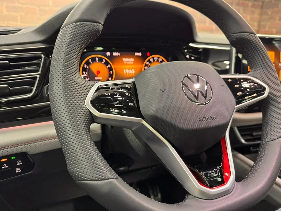 Volkswagen Teramont, 2025г., полный привод, робот
