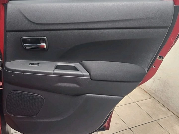 Mitsubishi ASX, 2012г, передний привод, вариатор