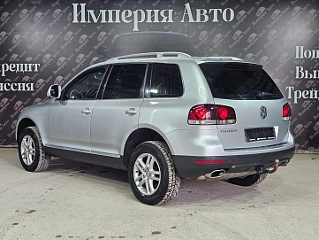 Volkswagen Touareg, 2008г, полный привод, автомат