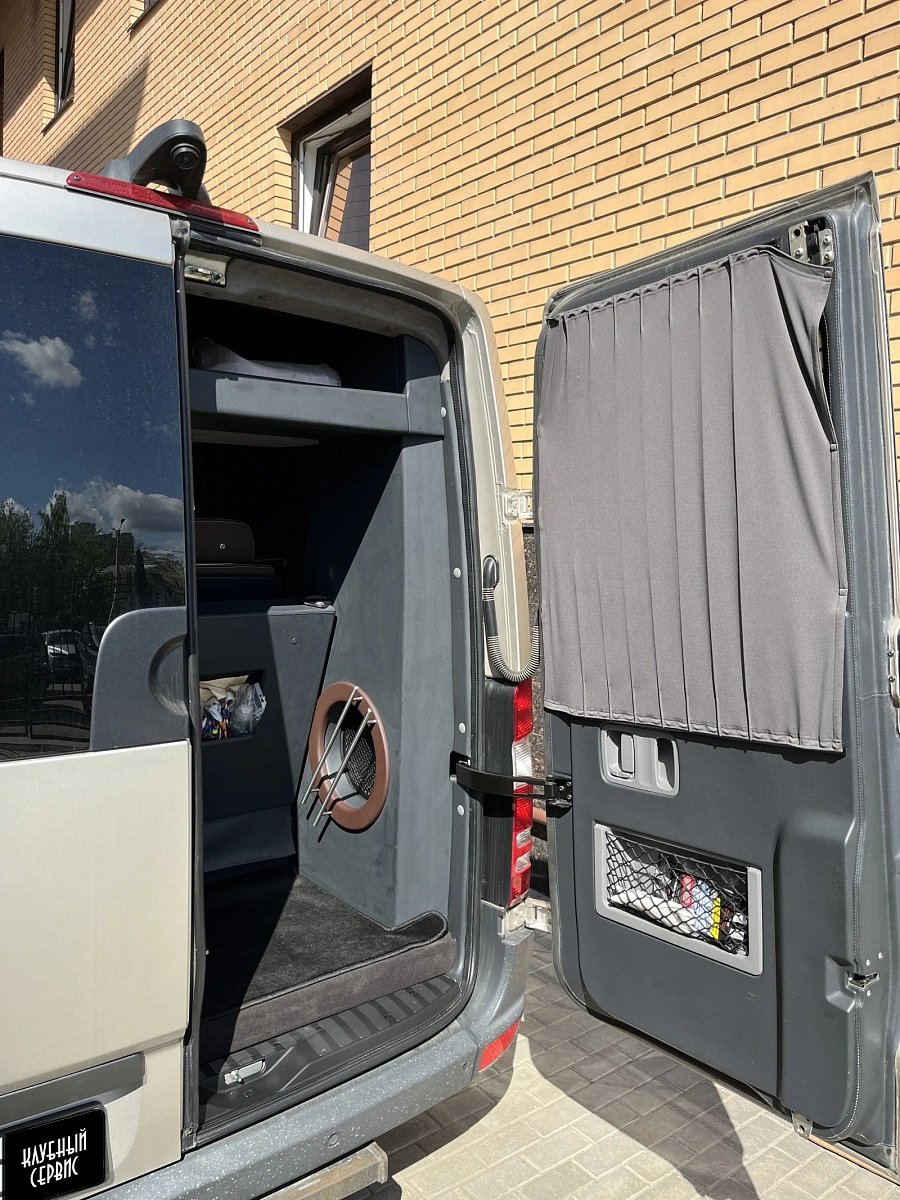 Mercedes-Benz R-Класс, 2015г., задний привод, автомат