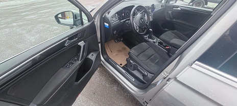 Volkswagen Tiguan, 2018г, полный привод, робот