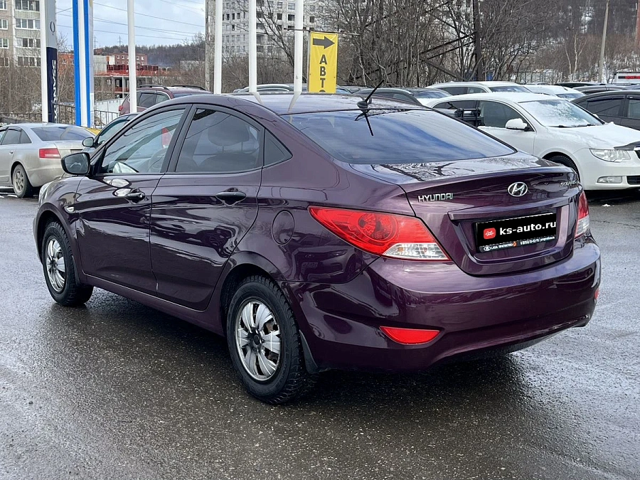 Hyundai Solaris, 2011г., передний привод, механика