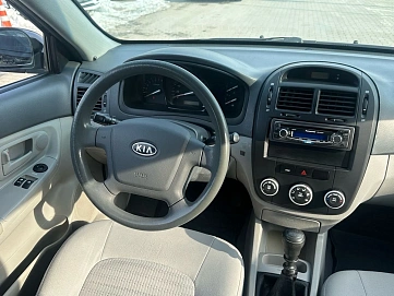 Kia Cerato, 2008г, передний привод, механика