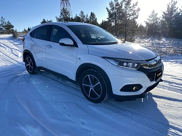 Honda Vezel, 2021г, передний привод, вариатор