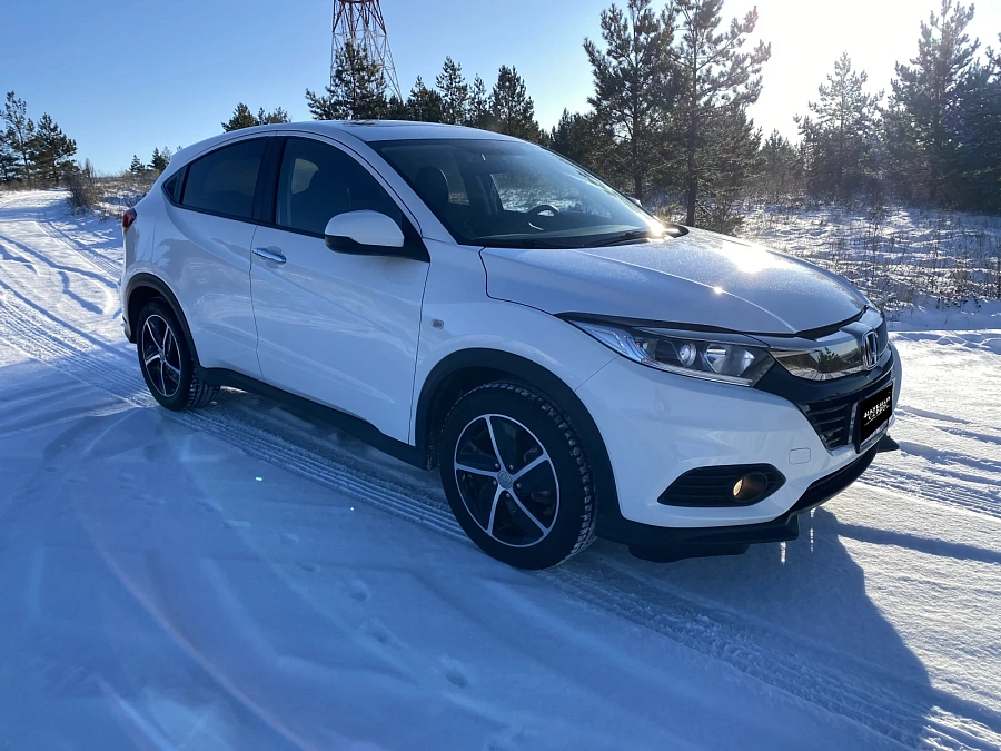 Honda Vezel, 2021г., передний привод, вариатор