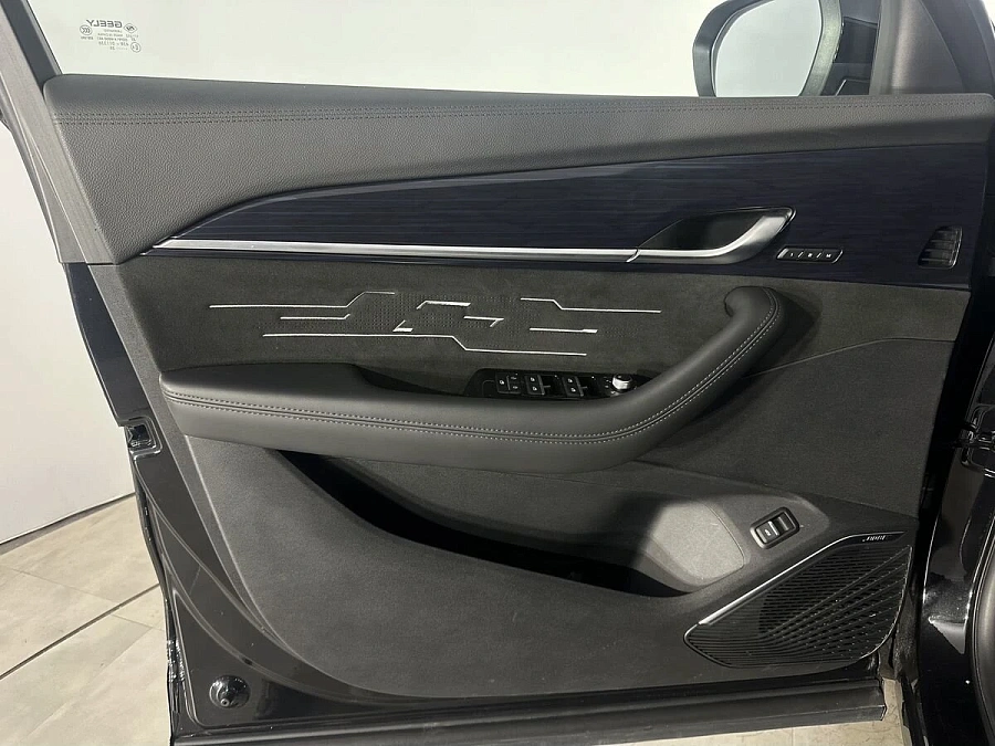 Geely Monjaro, 2025г., полный привод, автомат