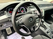 Volkswagen Passat, 2019г., полный привод, робот
