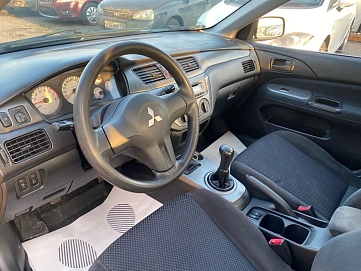 Mitsubishi Lancer, 2006г, передний привод, механика