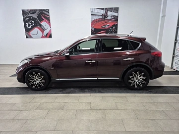 Infiniti QX50, 2016г, полный привод, автомат