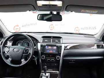 Toyota Camry, 2014г, передний привод, автомат