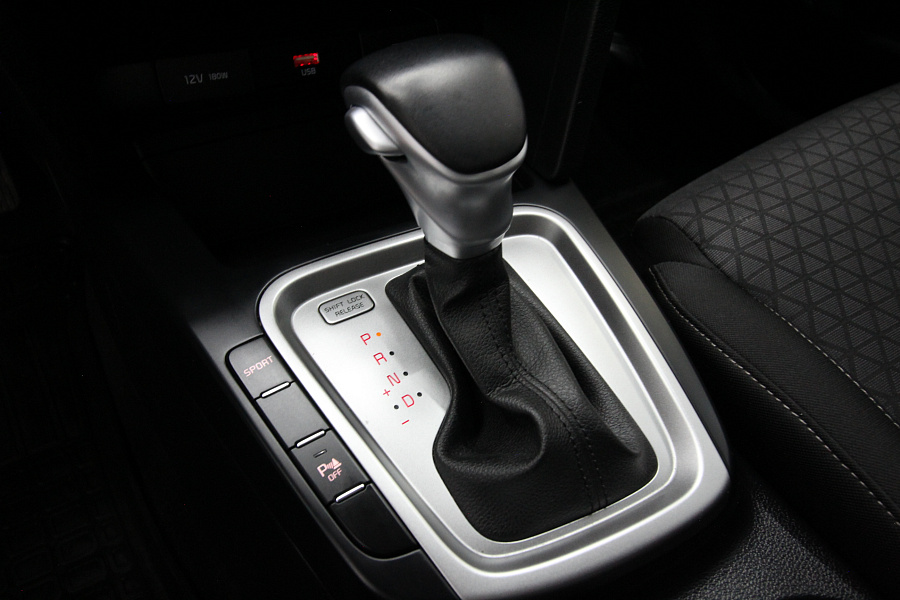 Kia Ceed, 2020г., передний привод, автомат