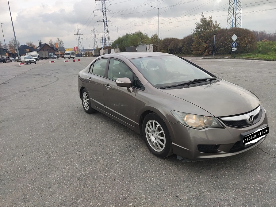 Honda Civic, 2010г., передний привод, автомат
