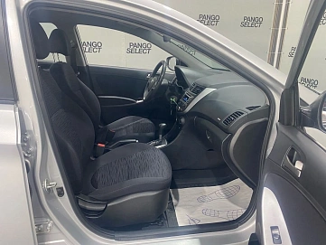 Hyundai Solaris, 2015г, передний привод, автомат