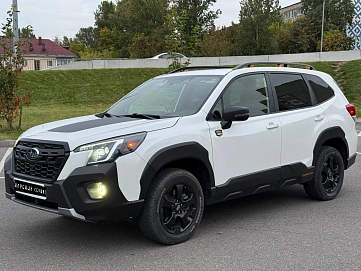 Subaru Forester, 2022г, полный привод, вариатор