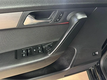 Volkswagen Passat, 2011г, передний привод, робот