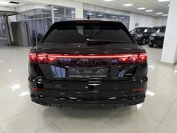 Audi Q8, 2025г, полный привод, автомат