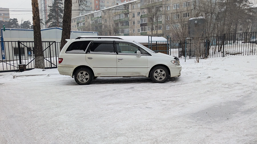 Nissan Presage, 1998г., полный привод, автомат