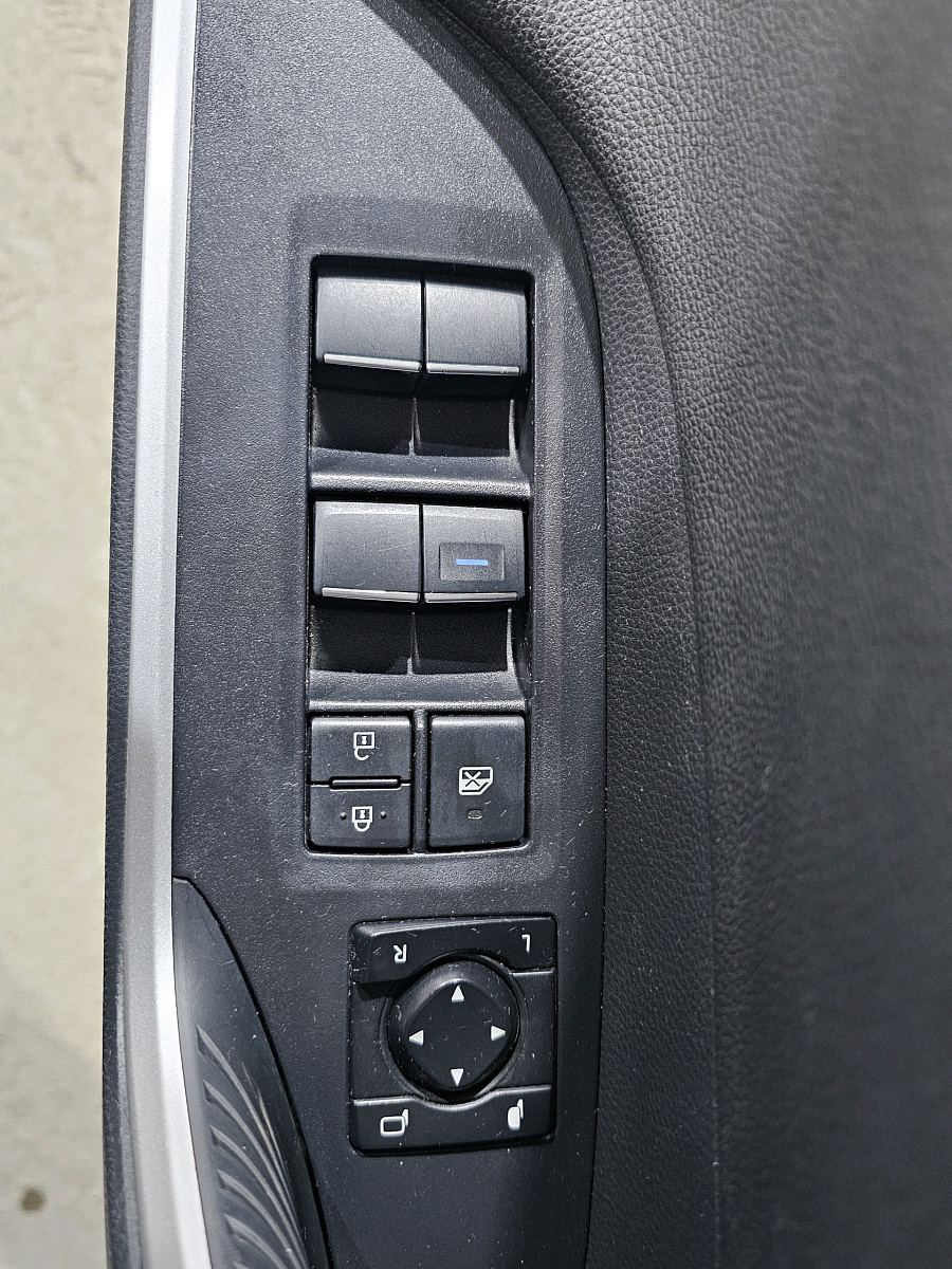 Toyota RAV4, 2019г., передний привод, вариатор