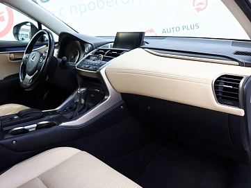 Lexus NX, 2014г, полный привод, автомат