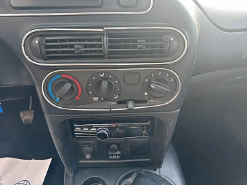 Chevrolet Niva, 2015г, передний привод, механика