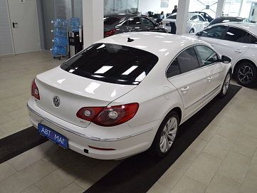 Volkswagen Passat CC, 2010г, передний привод, робот