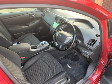 Nissan Leaf, 2013г, передний привод, автомат