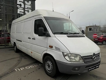 Mercedes-Benz , 2018г., задний привод, механика